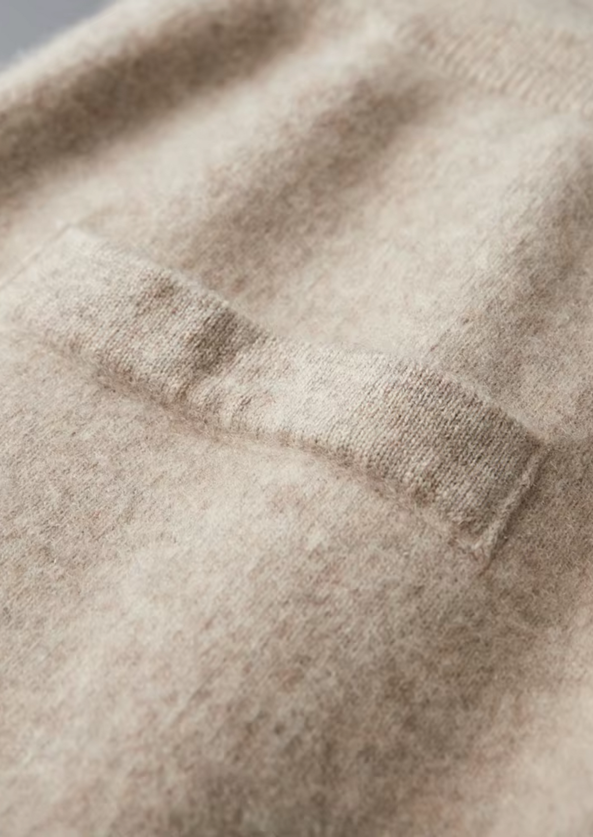 COMPLETO IN PURA LANA MERINO EXTRAFINE